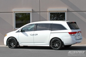 2014 Honda Odyssey with Giovanna Kilis wheels