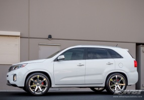 2013 Kia Sorento with Giovanna Andros wheels