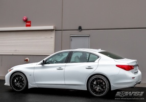 2014 Infiniti Q50 with Gianelle Puerto wheels