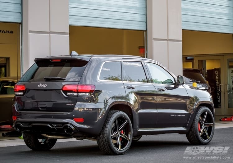 2013 Jeep Grand Cherokee with Lexani R-4 wheels