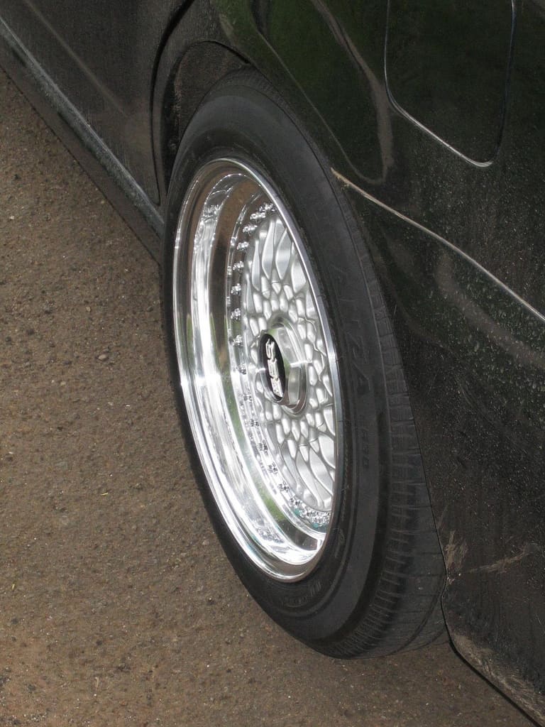 2006 Honda Civic with 16x7 BBS RS wheels