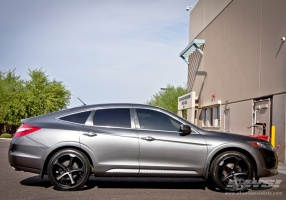 2011 Honda Accord Crosstour with Giovanna Dalar-5 wheels