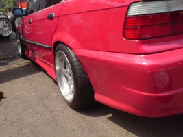 1996 BMW 318 with 17x8.5 Racing Dynamics RGR wheels