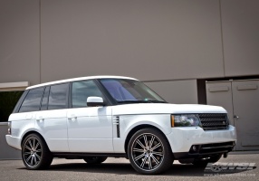 2013 Land Rover Range Rover with Savini Cast BM-3 wheels