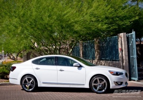2014 Kia Cadenza with Koko Kuture Sardinia-5 wheels