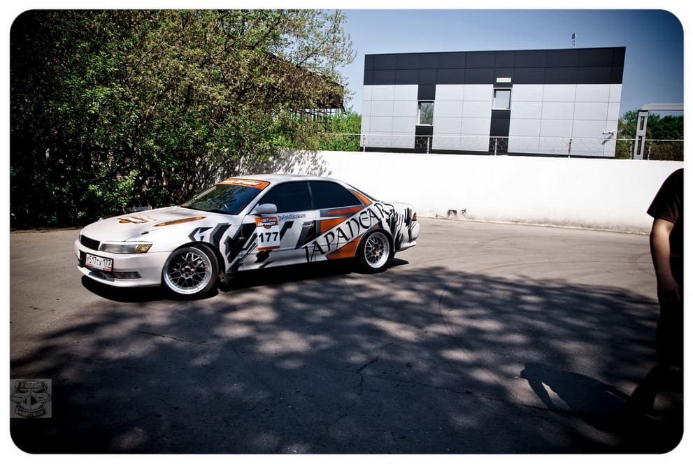 1997 Toyota Chaser with 18x9.5 work wheels