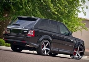 2013 Land Rover Range Rover Sport with Vossen CV3 wheels