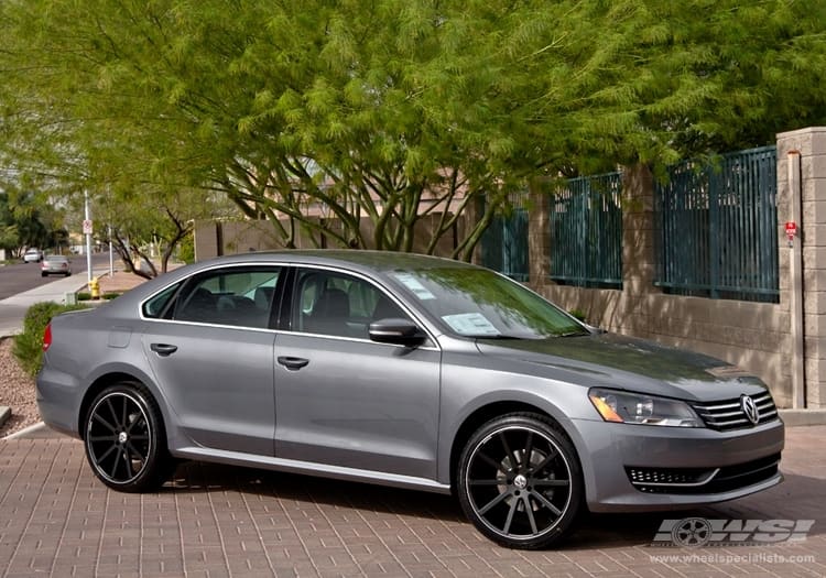 2013 Volkswagen Passat with Giovanna Lindos-RL wheels