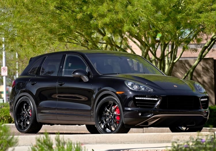 2013 Porsche Cayenne with Savini SV-40S wheels
