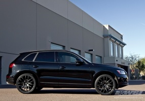 2012 Audi Q5 with Giovanna Kilis wheels