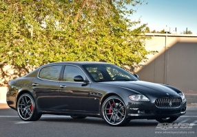 2011 Maserati Quattroporte with Giovanna Monza wheels