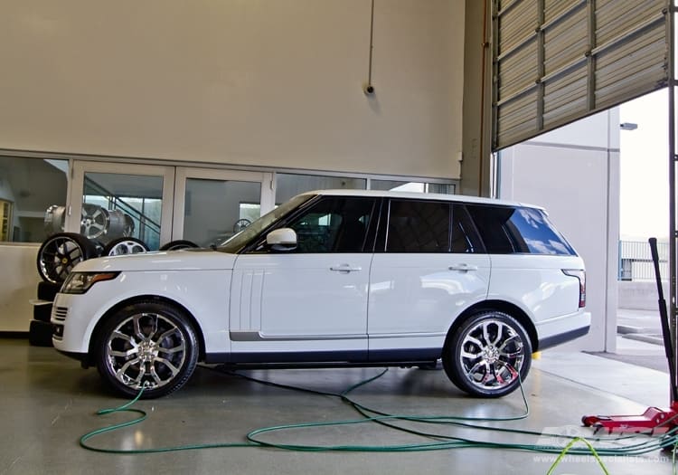 2013 Land Rover Range Rover with ES Designs Oxford 317 wheels