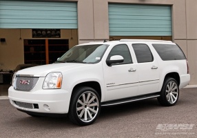 2010 GMC Yukon with Gianelle Santo-2SS wheels