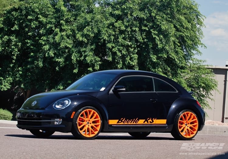2012 Volkswagen Beetle with Giovanna Kilis wheels