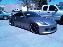2003 Nissan 350Z with 19x10 AME Shallen cx wheels