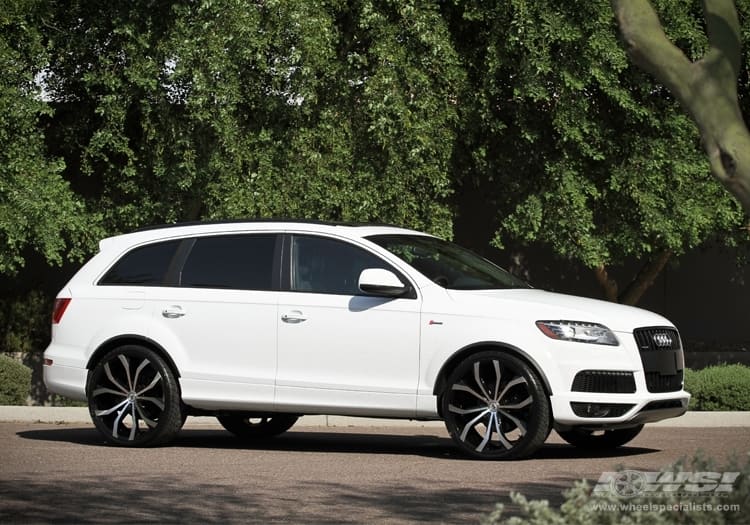 2012 Audi Q7 with Lexani Lust wheels