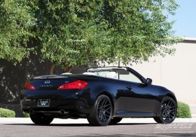 2012 Infiniti G37 with Giovanna Yerevan wheels