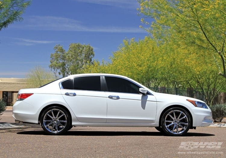 2012 Honda Accord with Gianelle Spidero-5 wheels