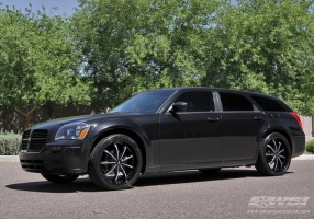 2008 Dodge Magnum with Avenue A605 wheels