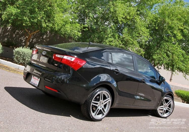 2012 Kia Rio with Giovanna G-Racing Tokyo wheels