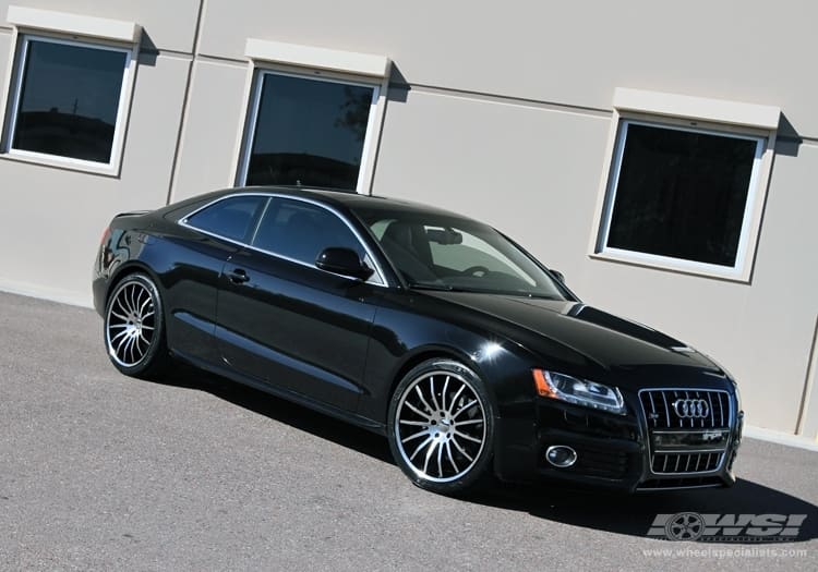 2010 Audi S5 with Giovanna Martuni wheels