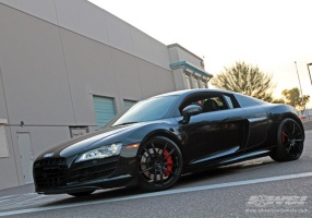 2010 Audi R8 with Giovanna Crewe wheels