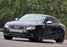 2010 Audi S5 with Vossen CV3-R wheels