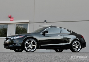 2011 Honda Accord with Giovanna Spezia-5 wheels