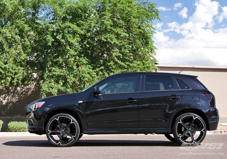 2011 Mitsubishi Outlander with Giovanna Dalar-5V wheels