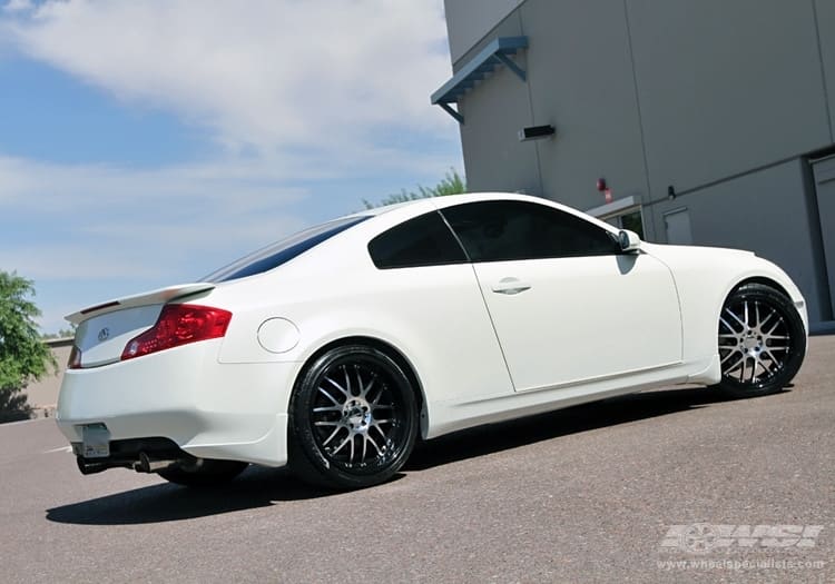 2008 Infiniti G35 with Vossen VVS-094 wheels