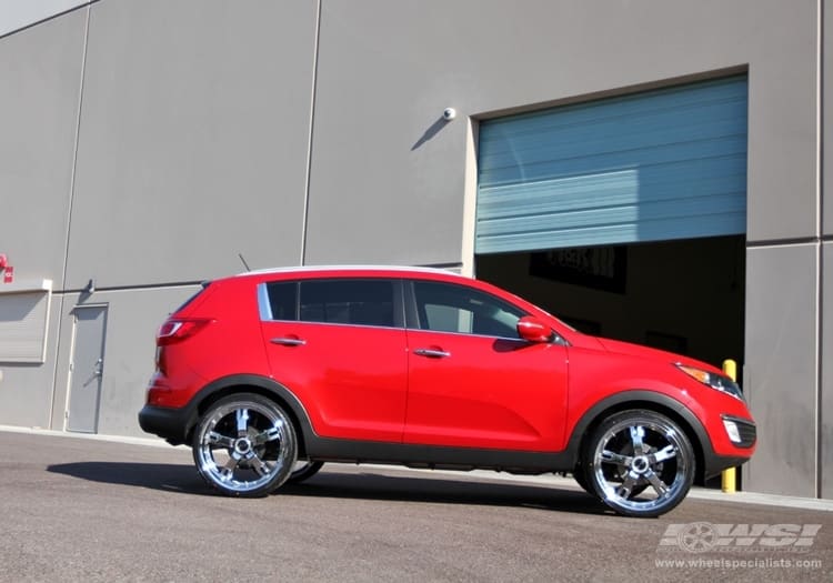 2011 Kia Sportage with Giovanna Gianelle Qatar wheels