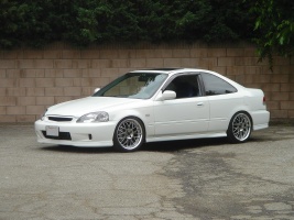 2000 Honda Civic with 17x8 WORK Termist TM-1 Reloaded wheels