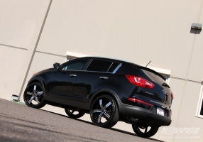 2011 Kia Sportage with Gianelle Cancun wheels