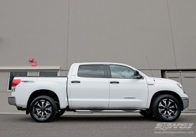2010 Toyota Tundra with MKW M85 wheels
