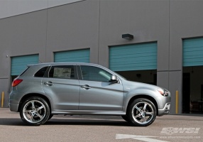 2011 Mitsubishi Outlander with Giovanna Gianelle Spezia-5 wheels