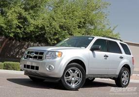 2011 Ford Escape with MKW M105 wheels