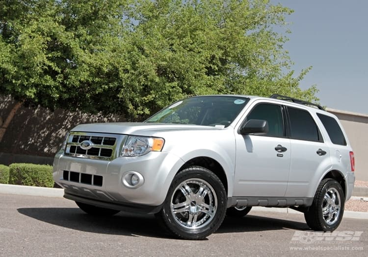 2011 Ford Escape with MKW M105 wheels