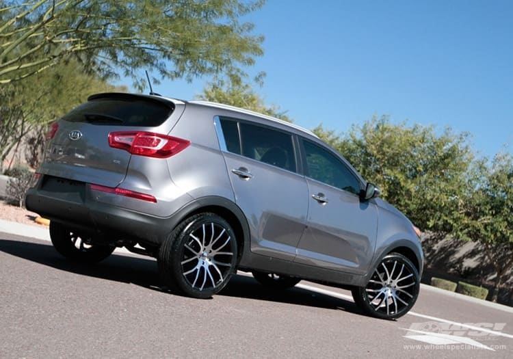 2011 Kia Sportage with Giovanna Kilis wheels