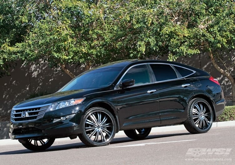 2011 Honda Accord Crosstour with MKW Avenue A601 wheels