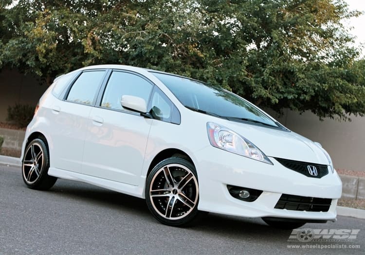 2010 Honda Fit with MKW M107 wheels