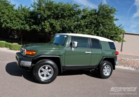 2009 Toyota FJ Cruiser with BBS RD-T wheels
